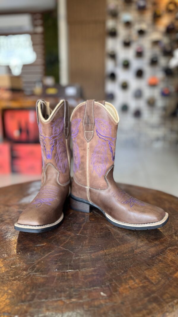 BOTA TEXANA FEMININA BORDADO ROXO - Image 3