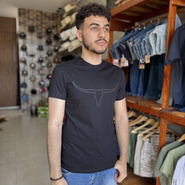 CAMISETA MASCULINA ESTAMPADA LONGHORN MOIADEIROS