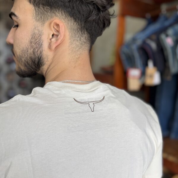CAMISETA MASCULINA BEGE LONGHORN MOIADEIROS - Image 2