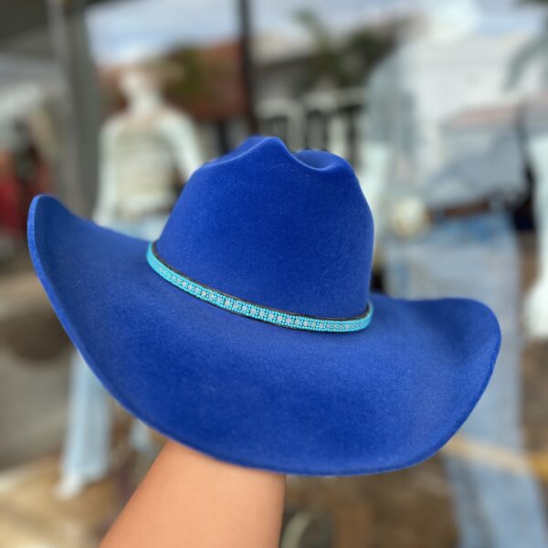 CHAPEU AVELUDADO AZUL